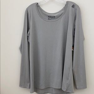 Reebok Women long sleeve top